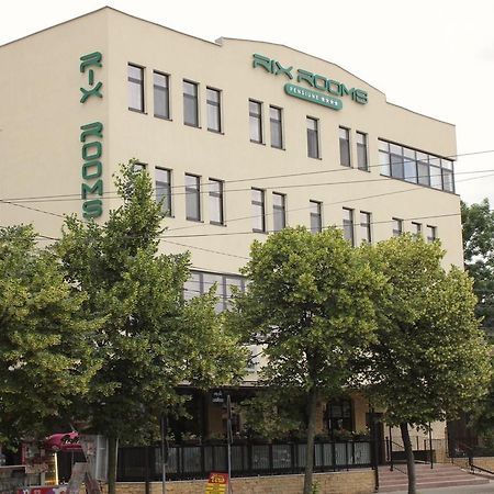 Pensiunea Rix Rooms Focsani Luaran gambar