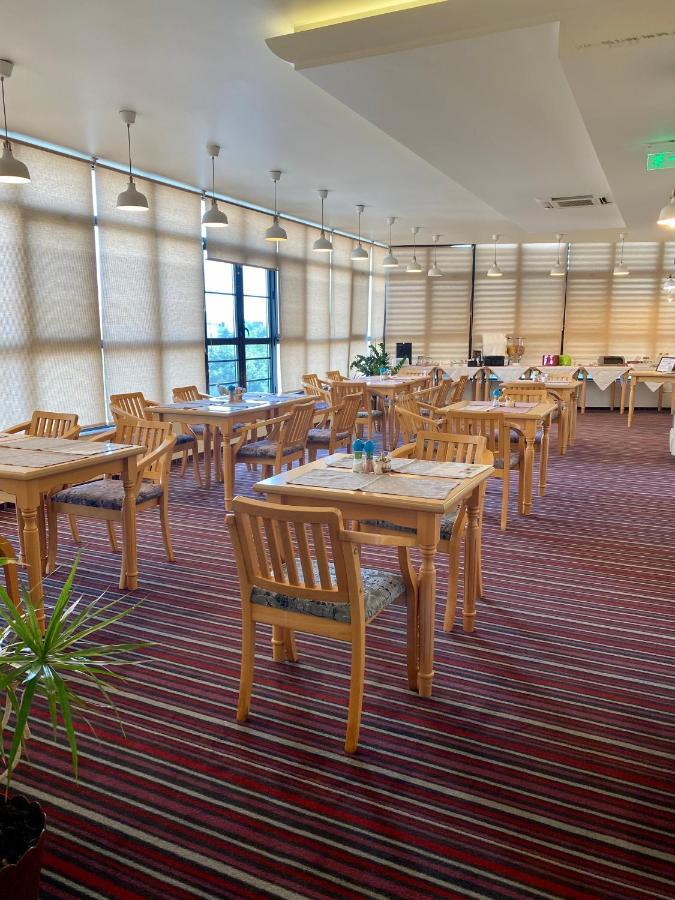 Pensiunea Rix Rooms Focsani Luaran gambar