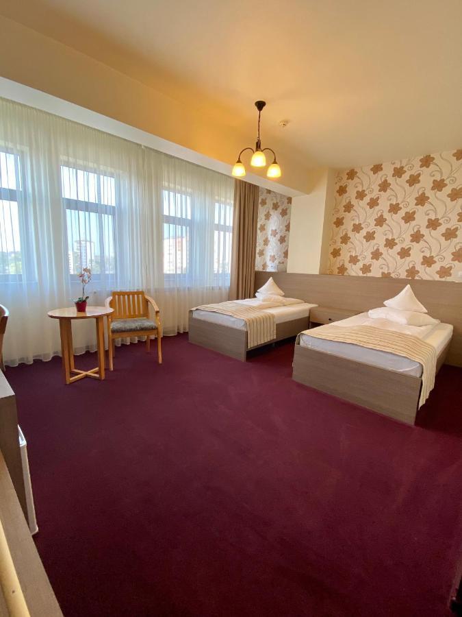 Pensiunea Rix Rooms Focsani Luaran gambar