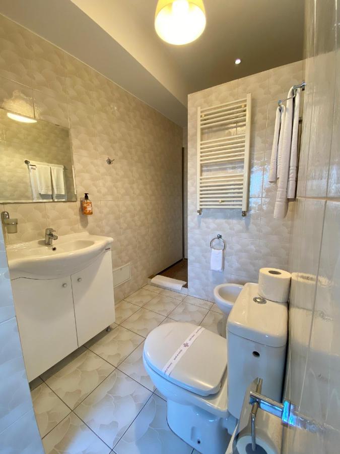 Pensiunea Rix Rooms Focsani Luaran gambar