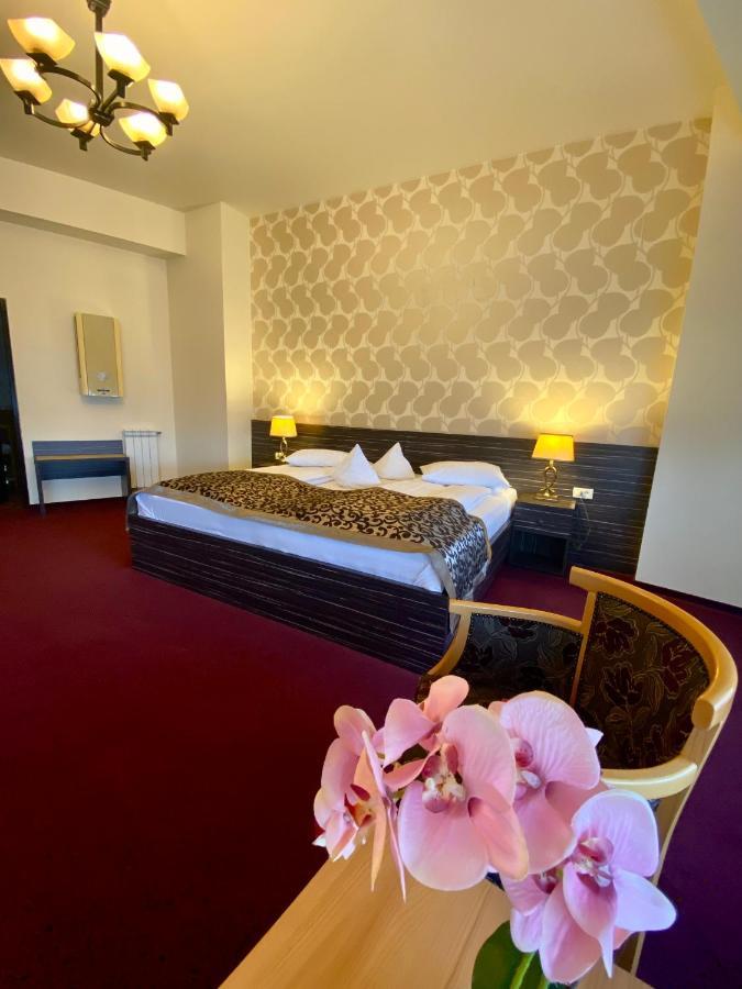 Pensiunea Rix Rooms Focsani Luaran gambar