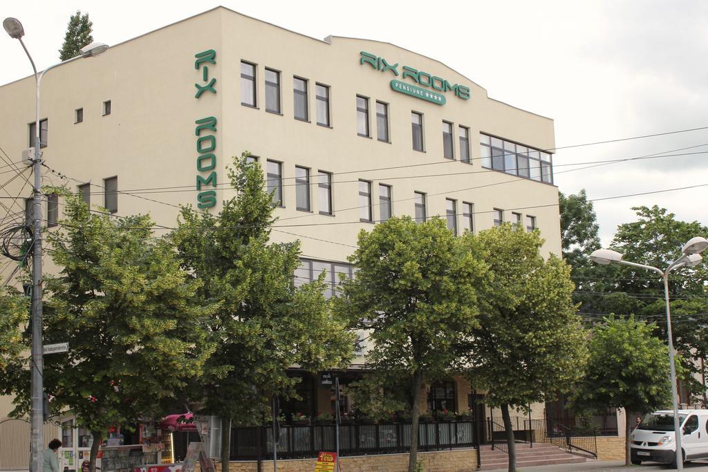 Pensiunea Rix Rooms Focsani Luaran gambar